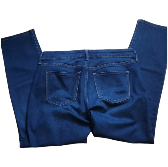 Old Navy Power Slim Straight Jeans - Picture 8 of 9